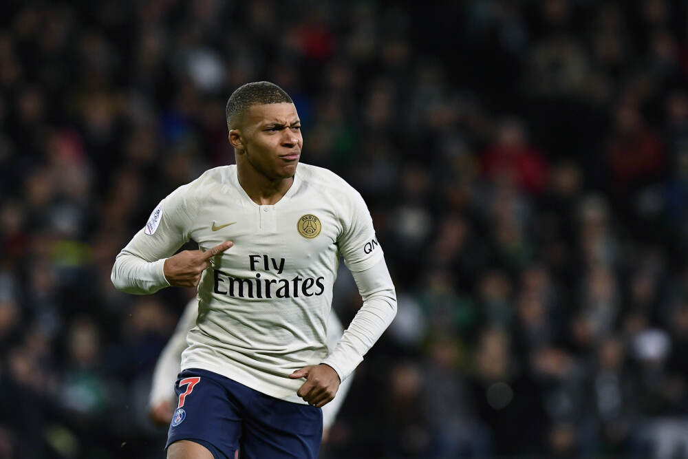 黄金暴涨背后：到底隐藏着哪些秘密？